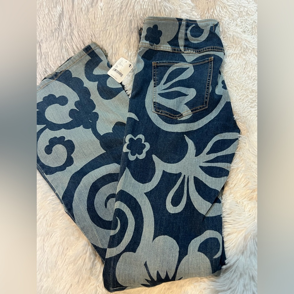 Free People Penny Pull-On Printed Flare Jeans 29 blue floral swirl pattern rare - Picture 7 of 7